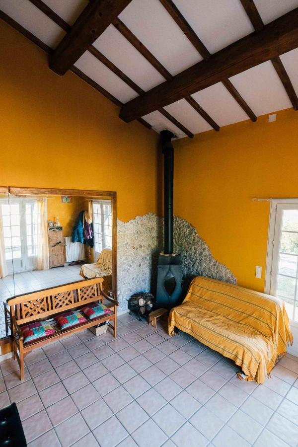 Maison D'Hotes Eco-Responsable Avec Piscine 6X12M Châteaudouble Екстериор снимка